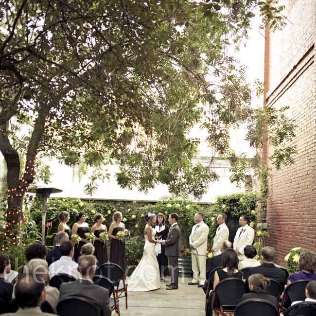 A Woodsy Wedding in Sacramento, CA