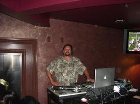 Sound Innovations DJ Service/ DJ Rob Peters - DJ - Boston, MA - Hero Gallery 2