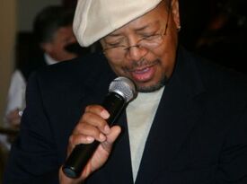 Richard Thomas - Jazz Singer - Stamford, CT - Hero Gallery 2