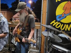 Rock Hounds - 70s Band - Brunswick, OH - Hero Gallery 4