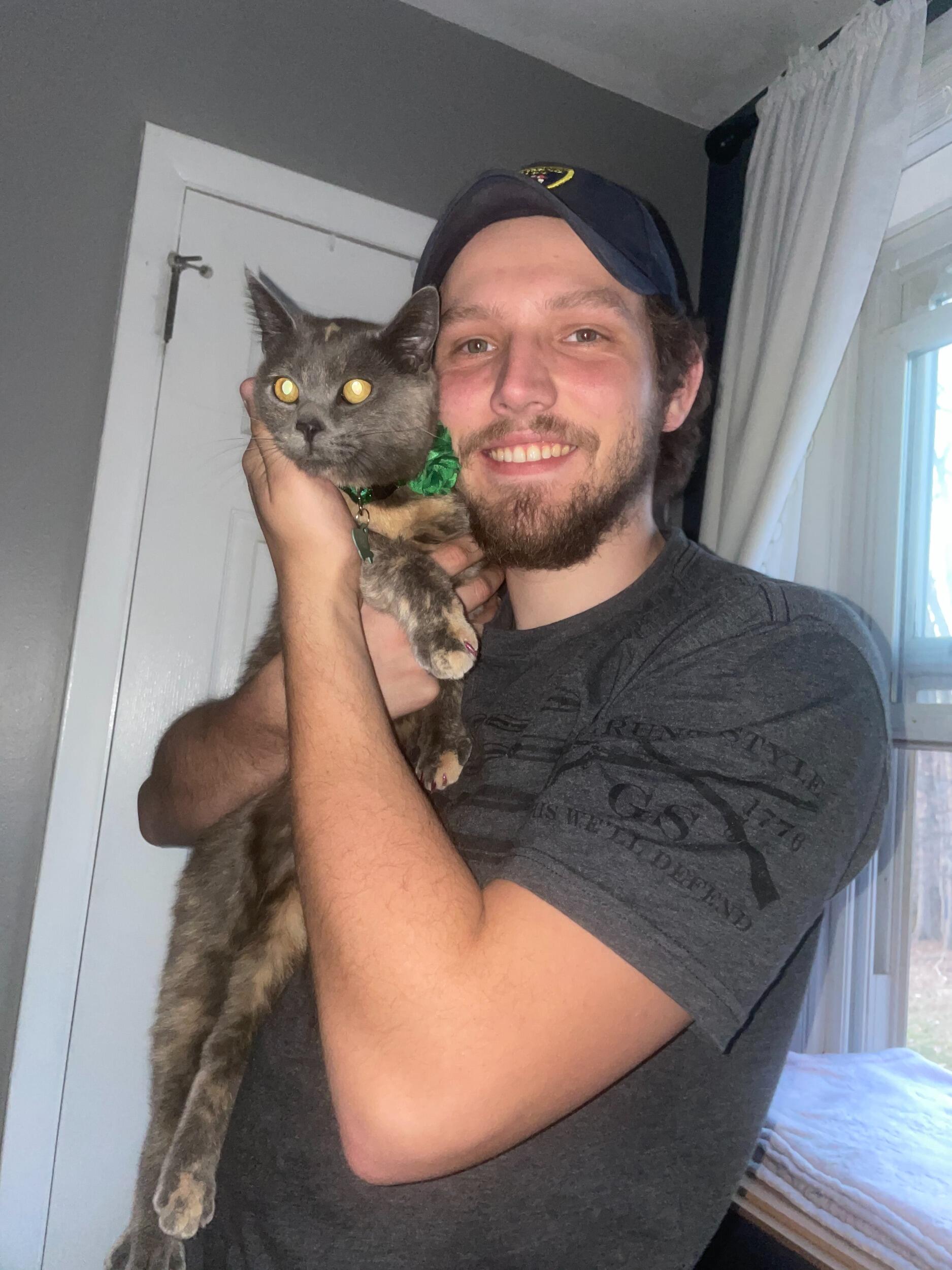 Ryan & Mikenzie Rescued a Cat & Became Cat Parents