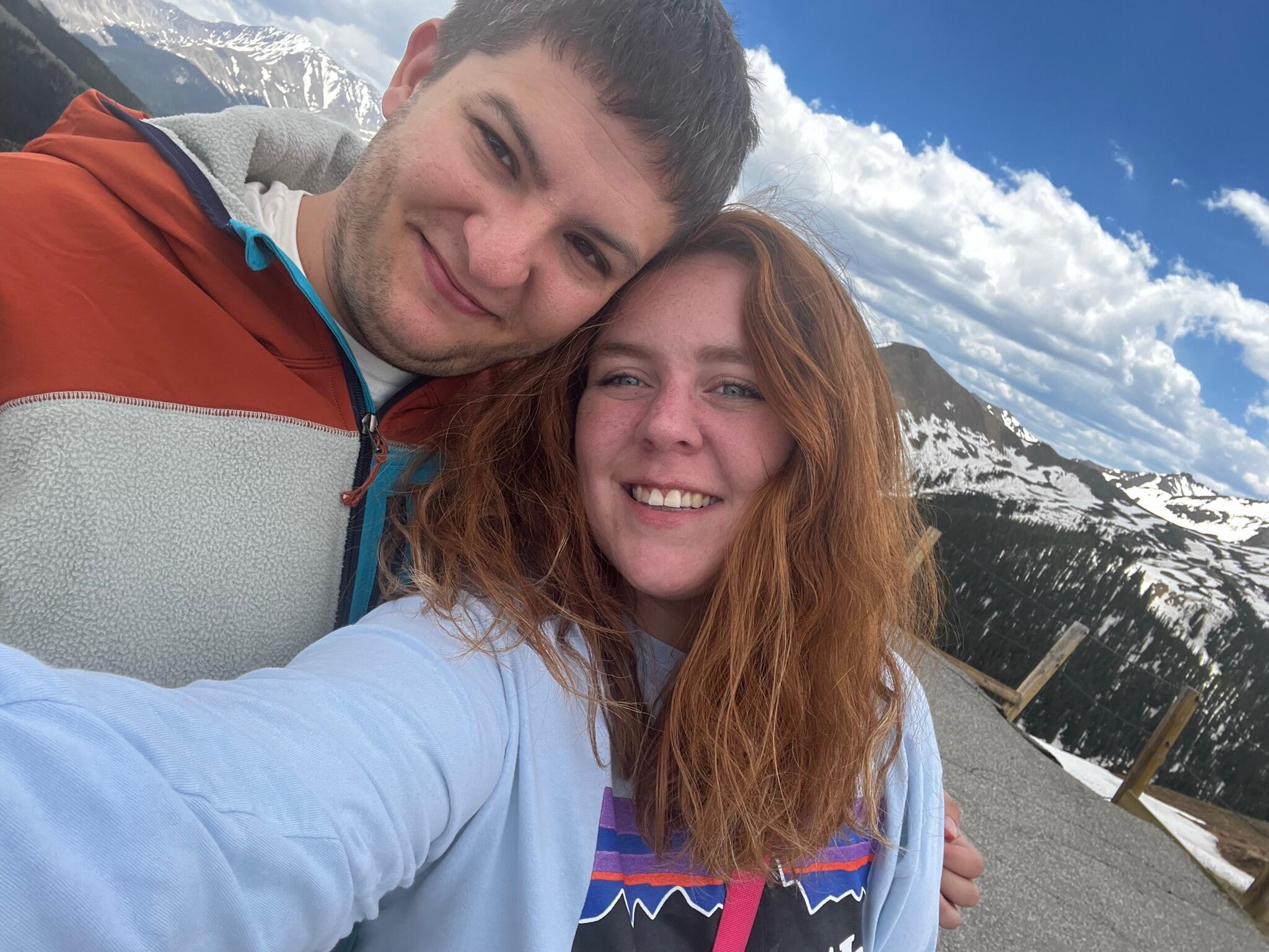 Summer Hiking - Maroon Bells 