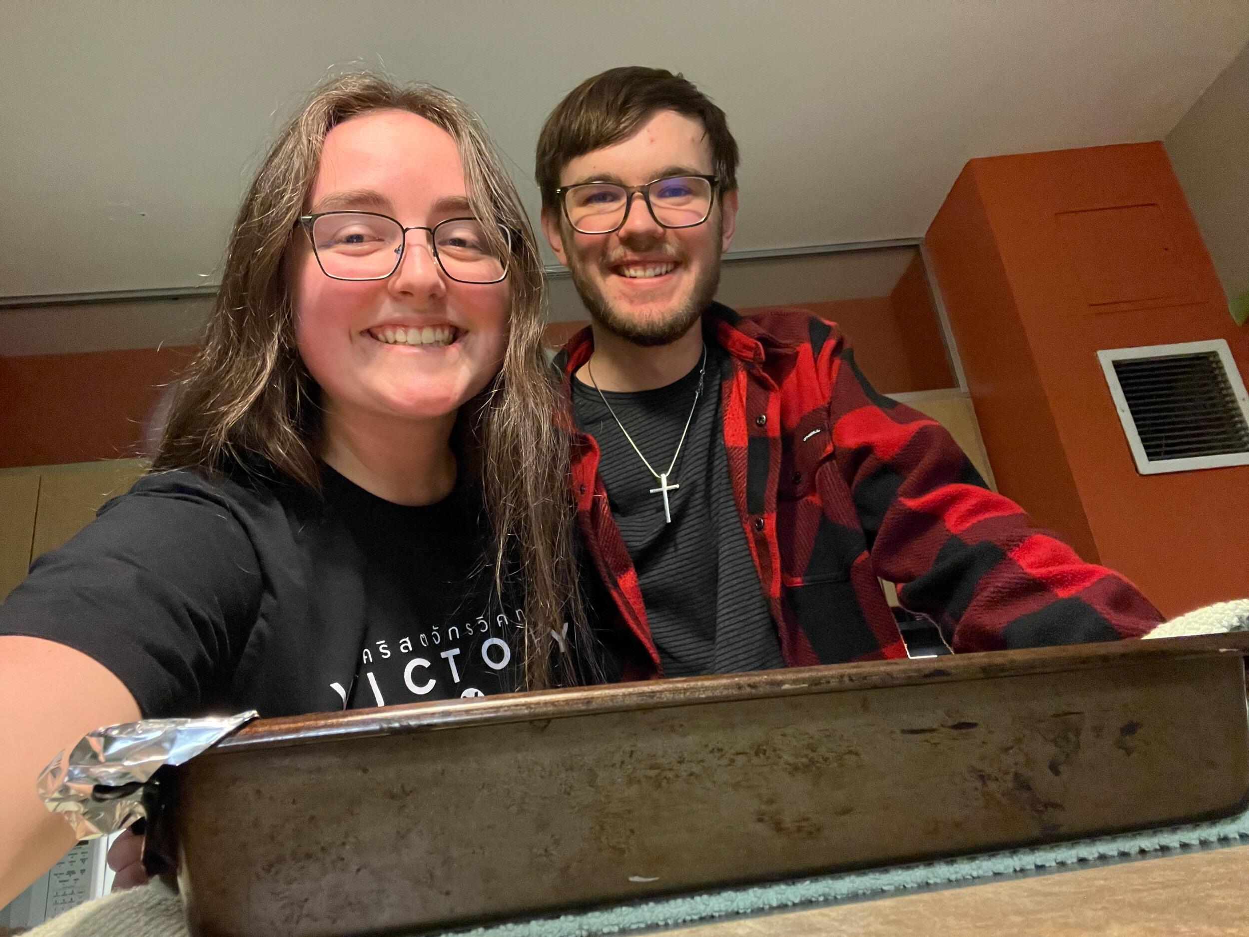 First Date! - It took over 2 weeks, but Carter and Audrey finally did their official "first date". They made homemade baked mac and cheese.