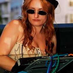 DJ Ria Barkr, profile image