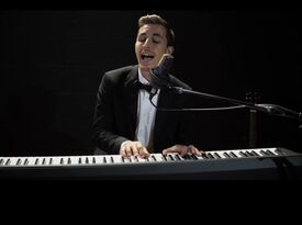 Nick Mason - Singing Pianist - West Hollywood, FL - Hero Gallery 1