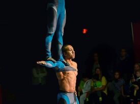Team Circus Duo - Circus Performer - New York City, NY - Hero Gallery 3