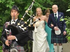 Bagpipes and Celtic Music - Celtic Bagpiper - New York City, NY - Hero Gallery 3
