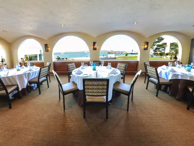 McCormick & Kuleto's Seafood & Steaks