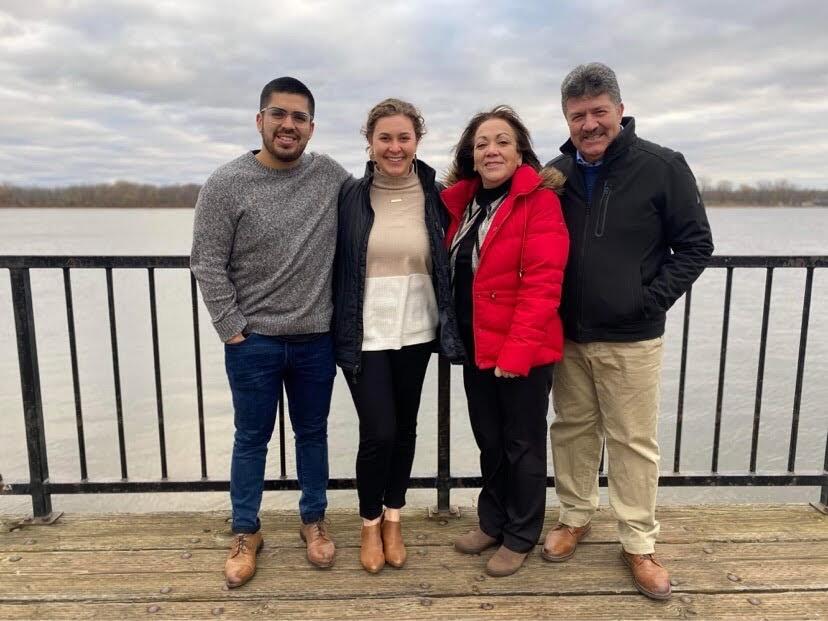 The first time Ashley met Johnny's family was in November when Johnny's parents and sister came to visit Iowa! It was a fun celebration! 