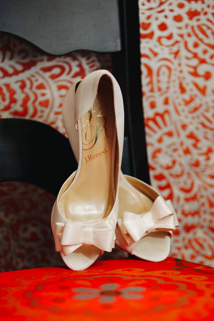 cream colored shoes for wedding