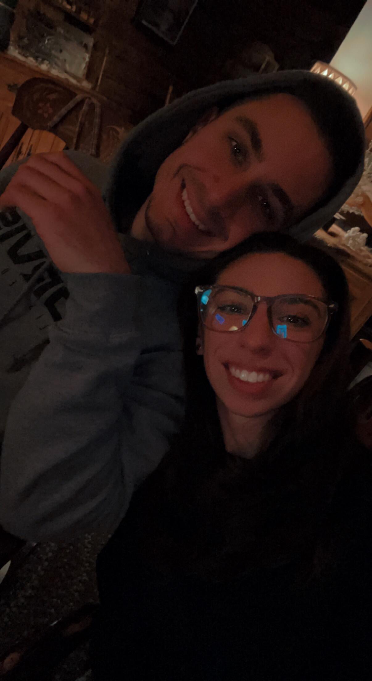 Shortly after their relationship started, Drew and Analiese could tell it was going to go the distance.  They found lots of shared interests and there was never a dull moment when they spent time together!