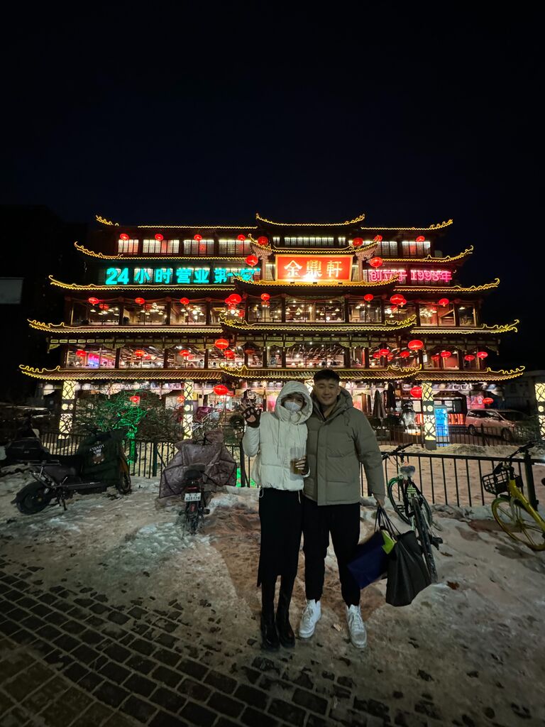 Travel to Beijing, it's the first time Lanlan see snow!