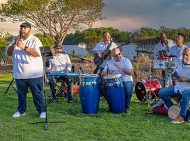 Leonardo Garcia y Son Horizonte - Latin Band - Bethesda, MD - Hero Gallery 3