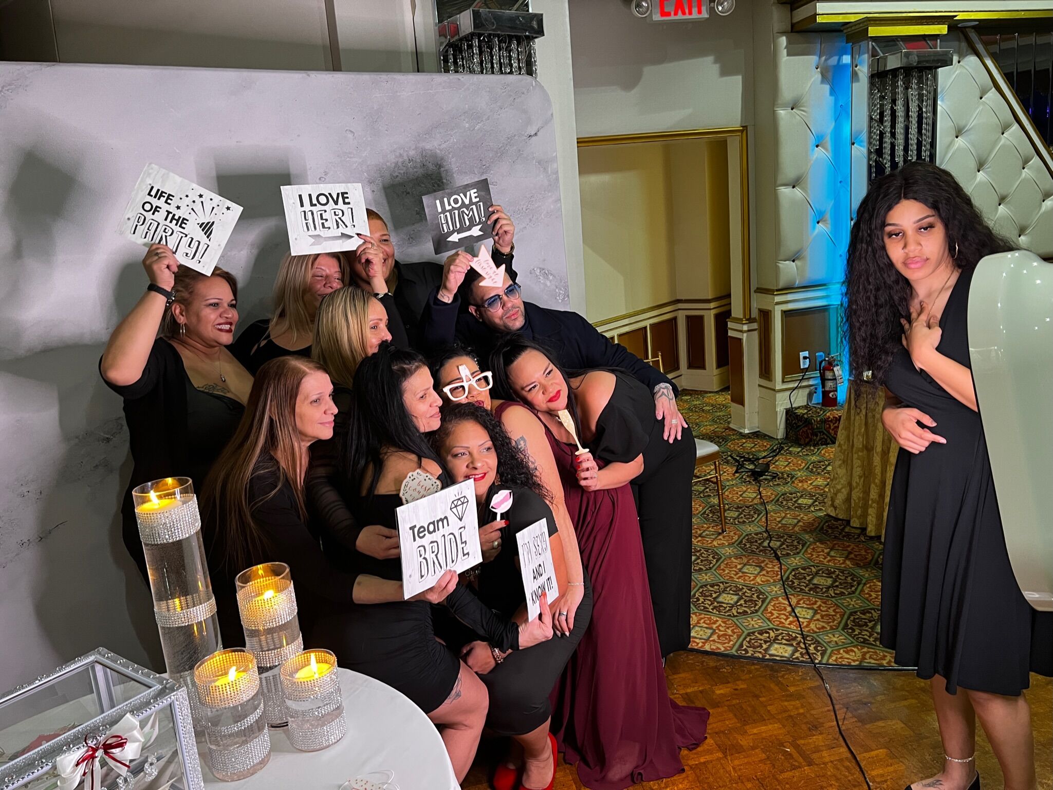 Feels Famous Photobooth + Updated Prices - The Knot