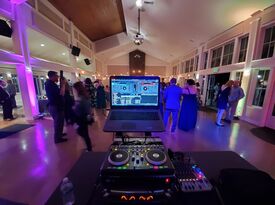 Raines Media Group - DJ - Portland, OR - Hero Gallery 3