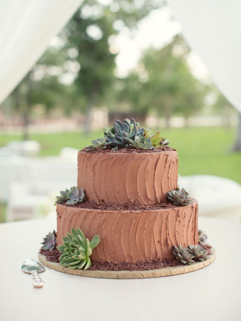53 Groom's Cake Ideas for a Personalized Touch on Your Big Day