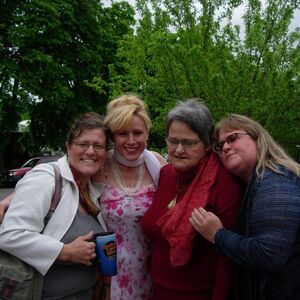 Gallery Photo 96