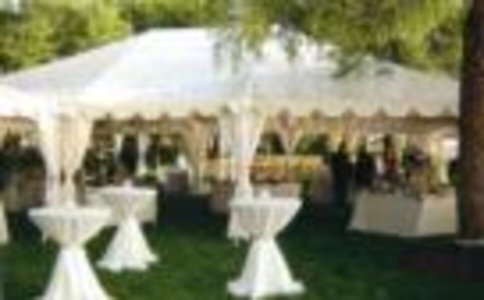 Unew Tent Rental Party Tent Rentals Fremont Oh Gigmasters