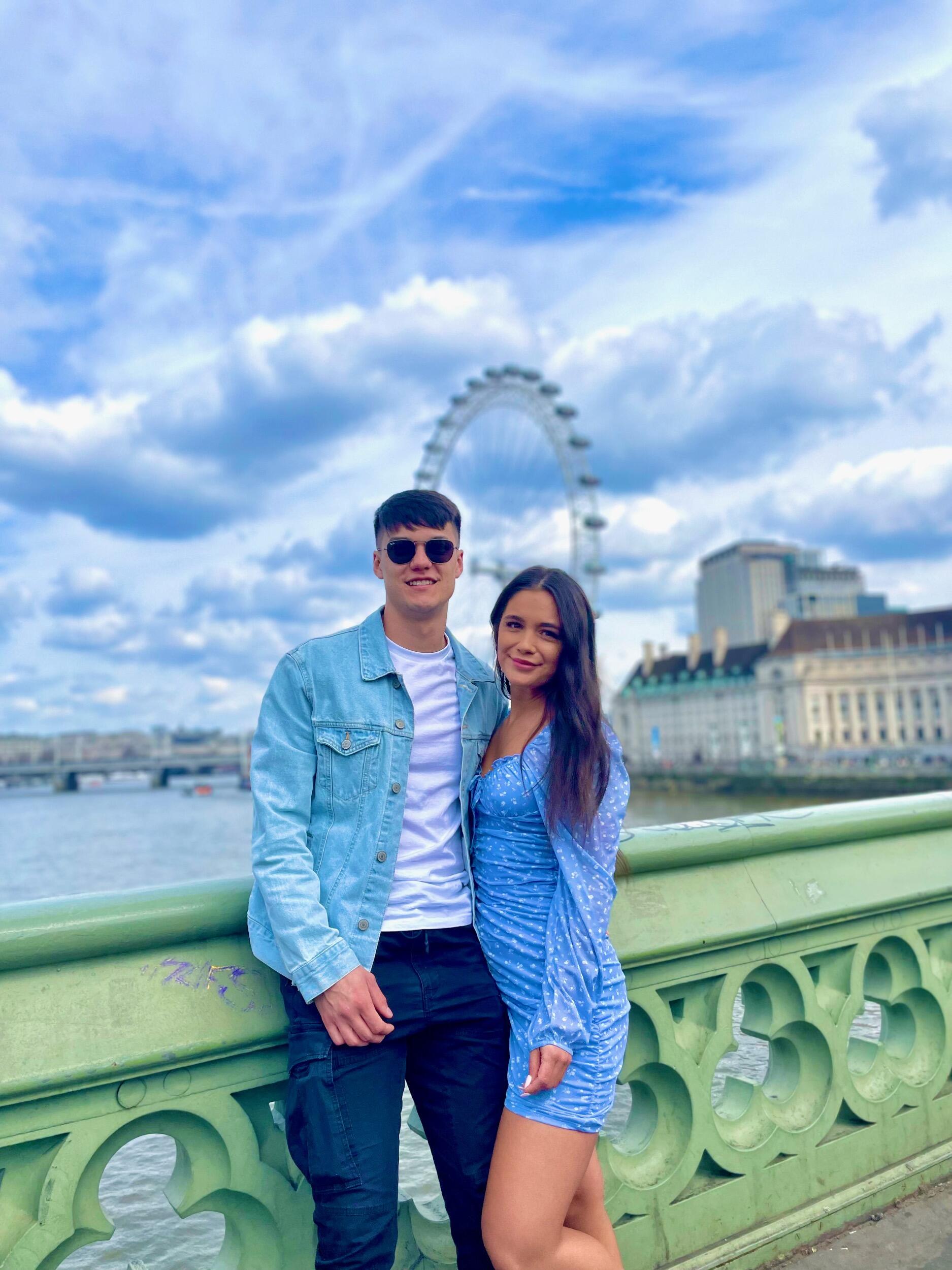 London, England-
Ariana realized on this trip that she wanted to be more than friends. Evan almost lost his arm in an Uber.