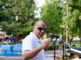 Son de Cuba - Salsa Band - Portland, OR - Hero Gallery 4