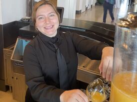 Ella At Your Service - Bartender - Jersey City, NJ - Hero Gallery 2