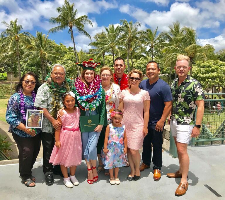 Lorelei graduates from the University of Hawaii at Manoa, receiving her Bachelor's of Science in Environmental Management and Wildlife Ecology & Conservation. 
