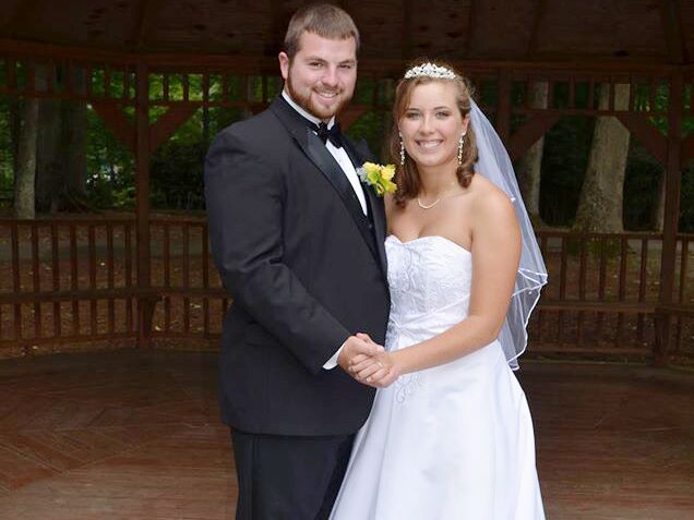 This Husband Is Planning a Second Wedding for Wife Who Lost Her Mem