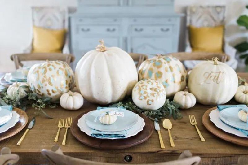 Thanksgiving theme ideas - trade plaid for animal print