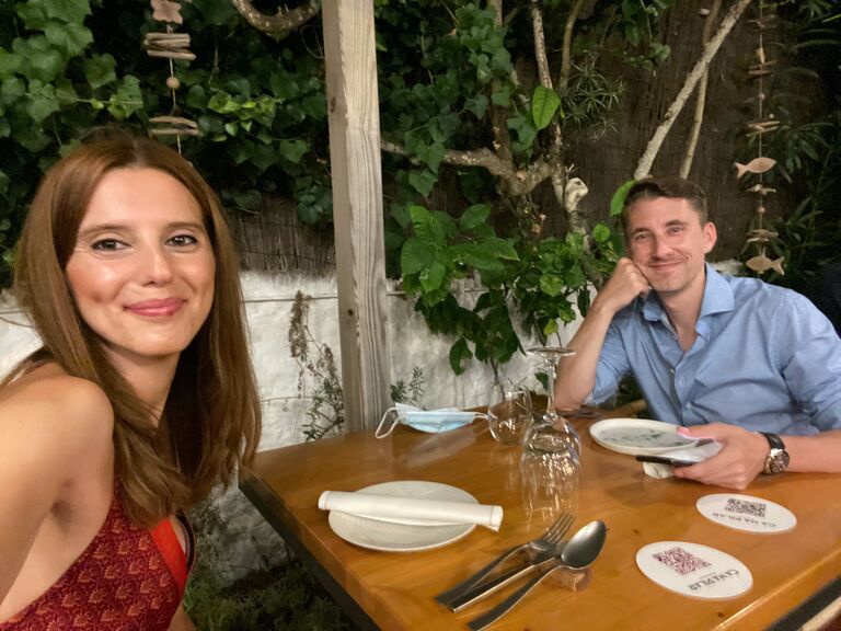 Our First Date: Menorca's sunset embrace.
David embarked on a journey, crossing countries to meet Yolanda. ✈️