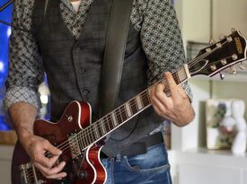 Greg Despins - Singer Guitarist - Austin, TX - Hero Gallery 4