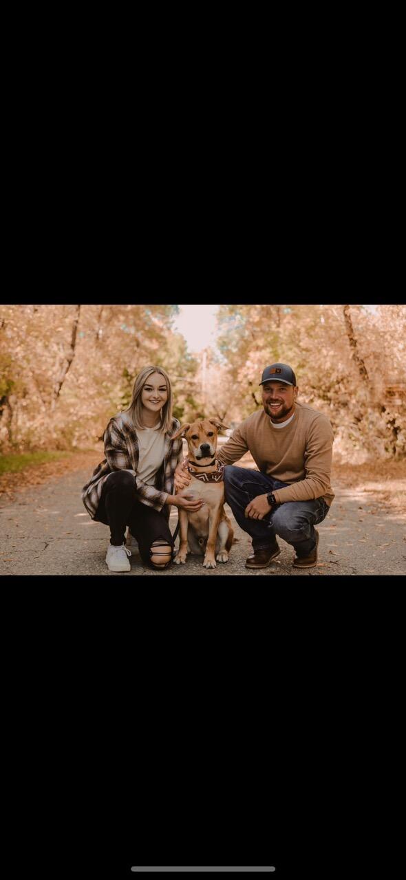Our first family photo (photo credits to JRL Photo)