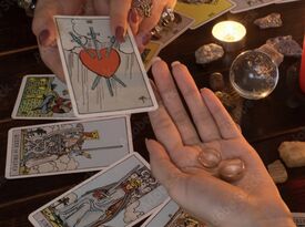 Palm and tarot card readings - Fortune Teller - New Orleans, LA - Hero Gallery 2