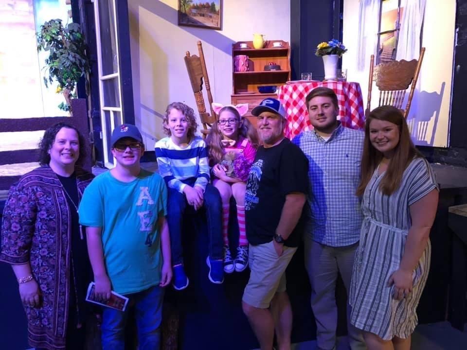 Jordan meets Tylers family at Emma's (Tylers little sister) Charlottes Web play 