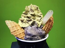 Cryo Cream ~ Liquid Nitrogen Ice Cream & Desserts - Food Truck - Jersey City, NJ - Hero Gallery 4