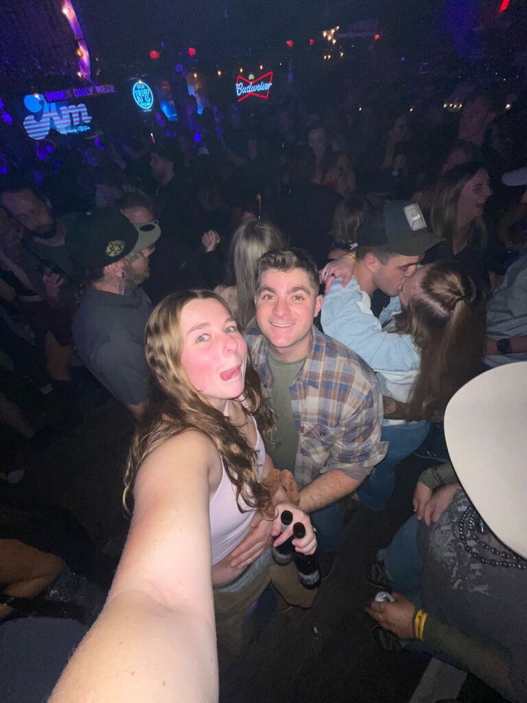 Moonshine Flats🤠