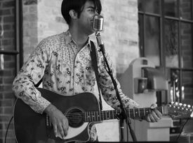 The Reen - Singer Guitarist - Austin, TX - Hero Gallery 3
