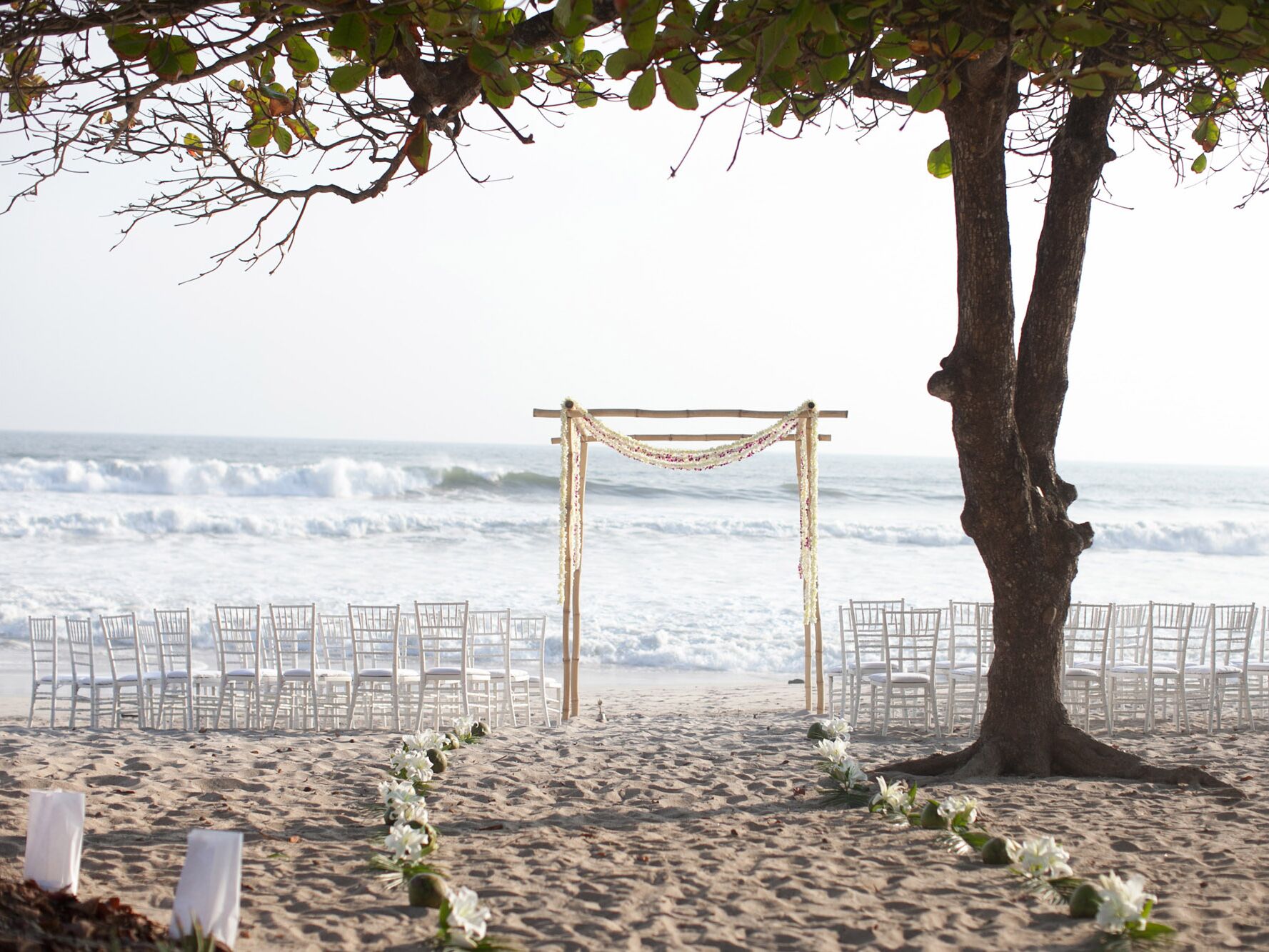 Oceanside destination wedding ceremony 