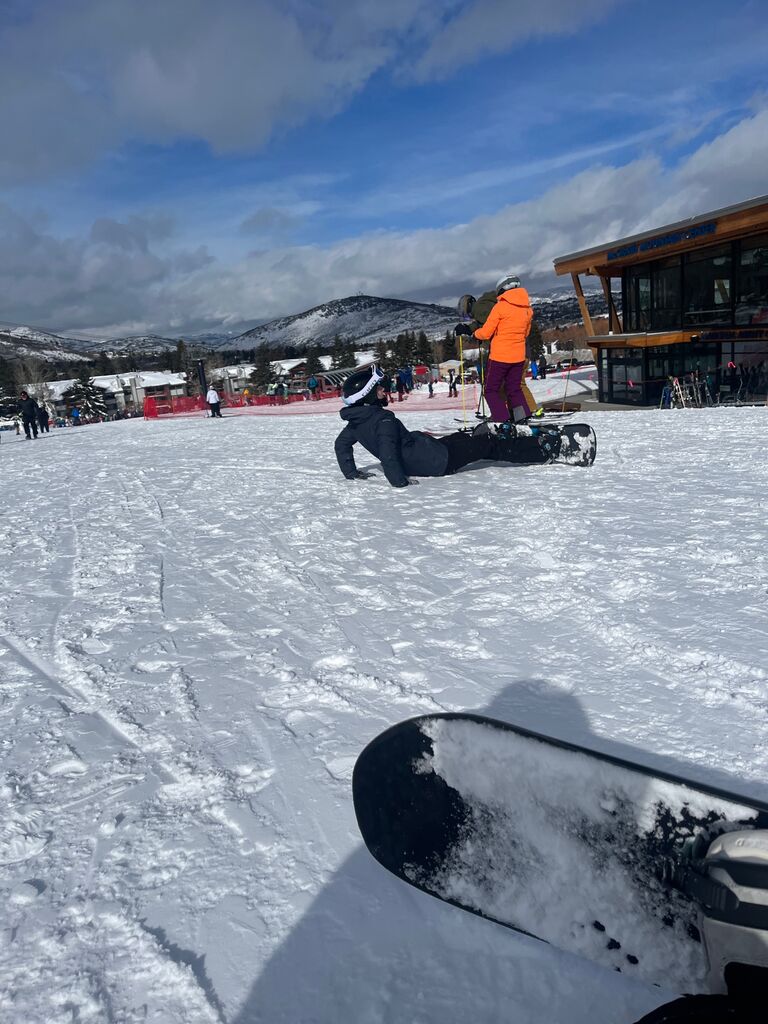 Samantha and Joel took a trip to Utah with two other friends. This was Samantha's first time ever snowboarding (if you couldn't already tell from the picture). Little did Samantha know, Joel was planning to propose in just a few nights!!