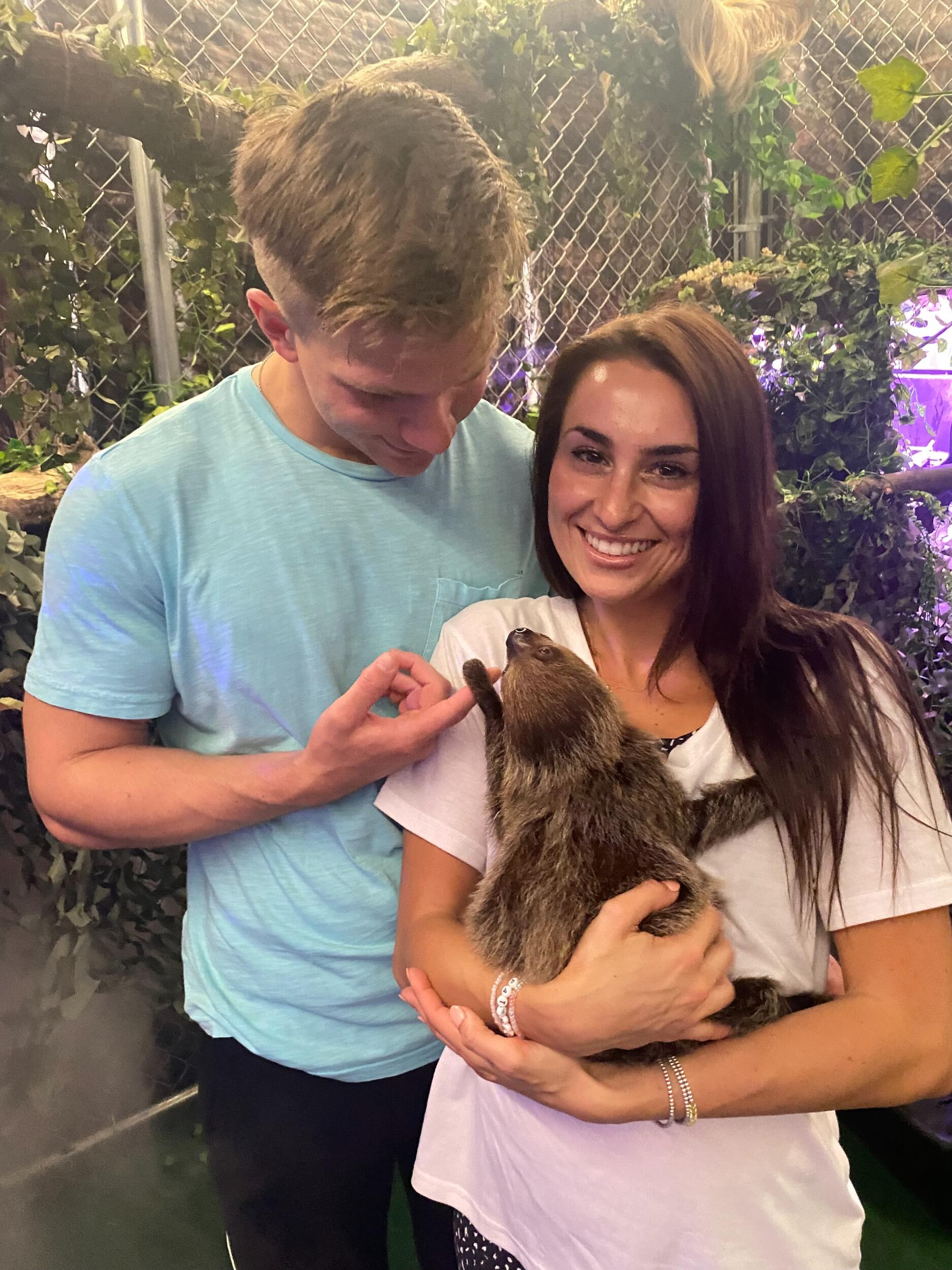 Pat's 27th Birthday, Sloth Encounters