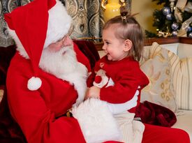 Singing Santa Brett - Santa Claus - Pittsburgh, PA - Hero Gallery 3