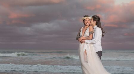 A Sophisticated Beach Wedding In Victoria - Weddingbells