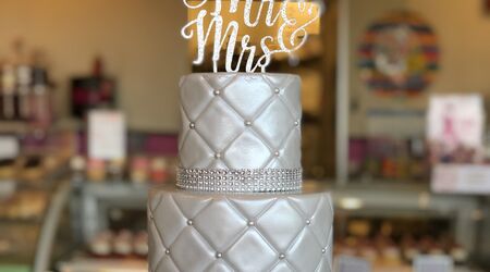 Las Vegas Custom Cakes  Wedding Cakes - The Knot
