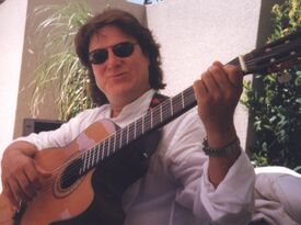 Carl Ross - Singer Guitarist - Palm Desert, CA - Hero Gallery 4