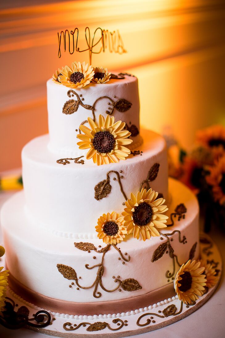 Wedding Cake With Sunflower Decor