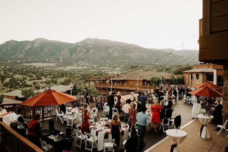 5:30 PM - 6:30 PM
Cocktail Hour  - Enjoy our open bar and hand passed hors d'oeuvres. 