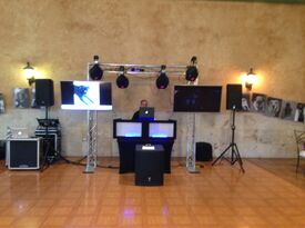 Mojococo Entertainment - DJ - Phoenix, AZ - Hero Gallery 2