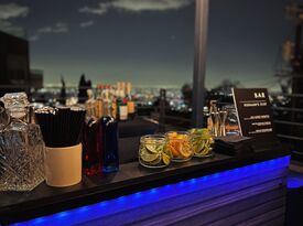 Pour'd Events & Mixology - Bartender - Sherman Oaks, CA - Hero Gallery 1