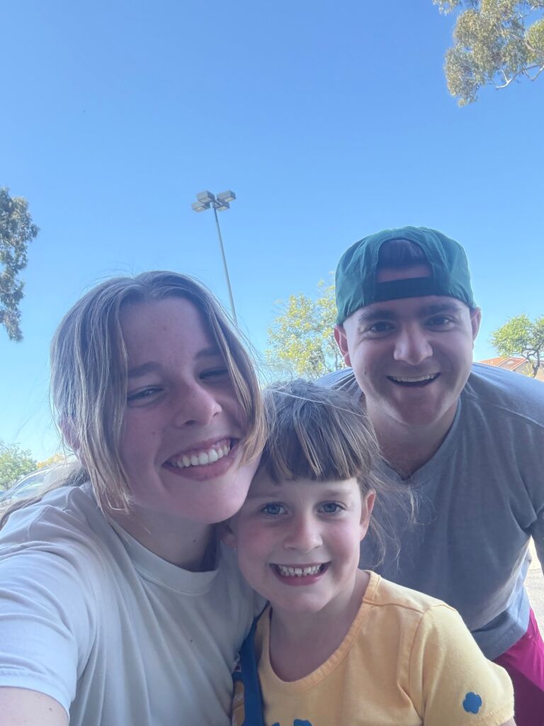 Bike ride for me/ run for Josh to go buy girl scout cookies from Mia💖 love that we stay healthy just to cheat ✌🏻
