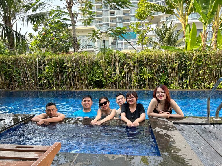 Vung Tay Trip with Thao's Cousins
