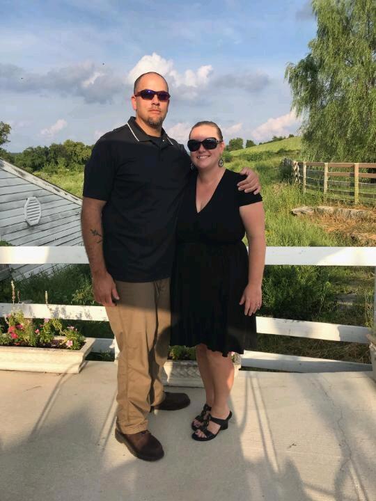 All dressed up! 😎
(Jessica & Billy's wedding)